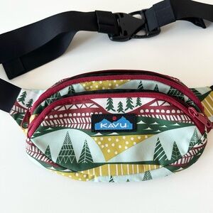 KAVU Spectator Waist Pack - Mountain & Pine Tree Print - Burgundy Trim